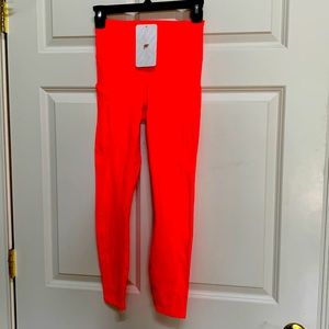 NWT Fabuletics oasis high waisted pocket 7/8